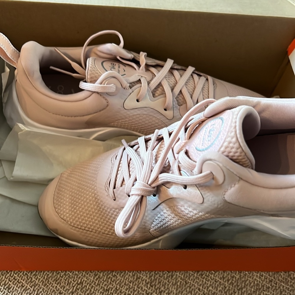 NIB Nike Renew in-Season TR 11 Womens Running Shoe (9, Pink Oxford/MTLC Pewter - Picture 6 of 9